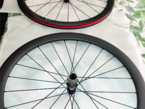 Ruedas Superteam Carbono perfil 45mm.